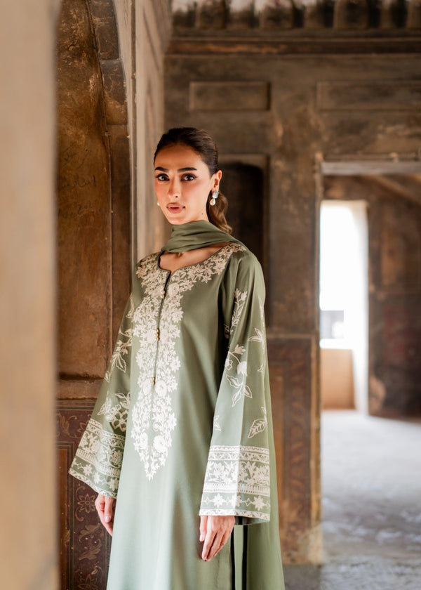 Zehra – Sage Green 3 Piece Embroidered Set
