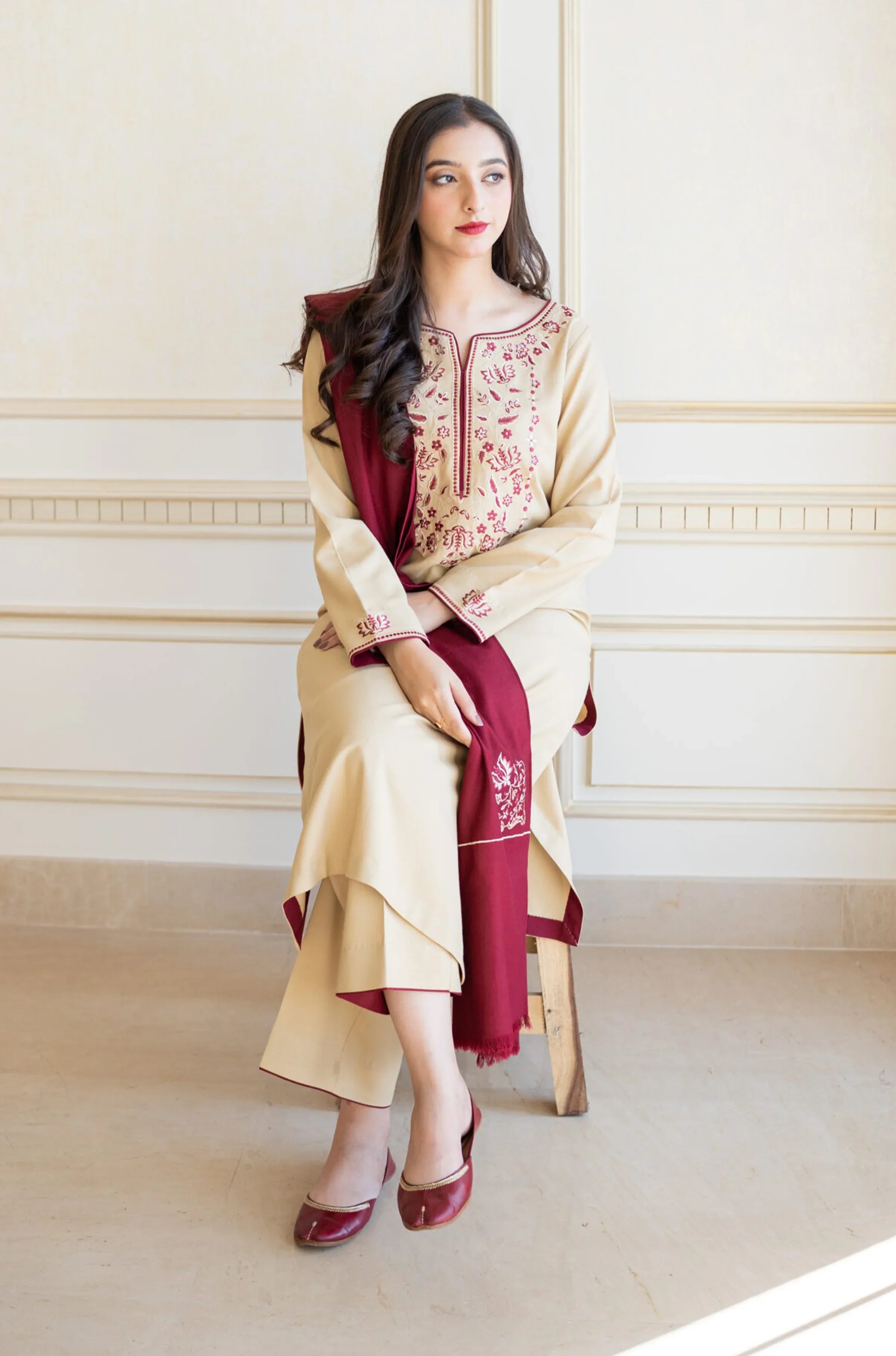 Zareen – Beige Embroidered 3 Piece