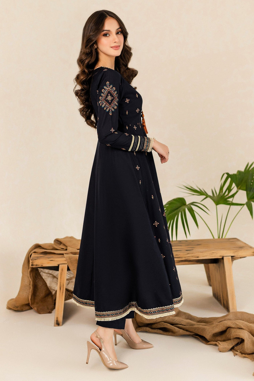 Zarqaa – Classic Black Stitched 2 Piece Suit
